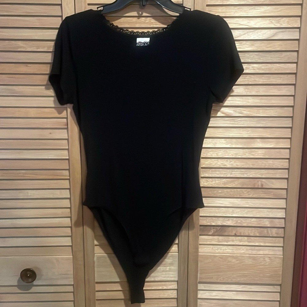 Bell Du Jour short sleeve body suit